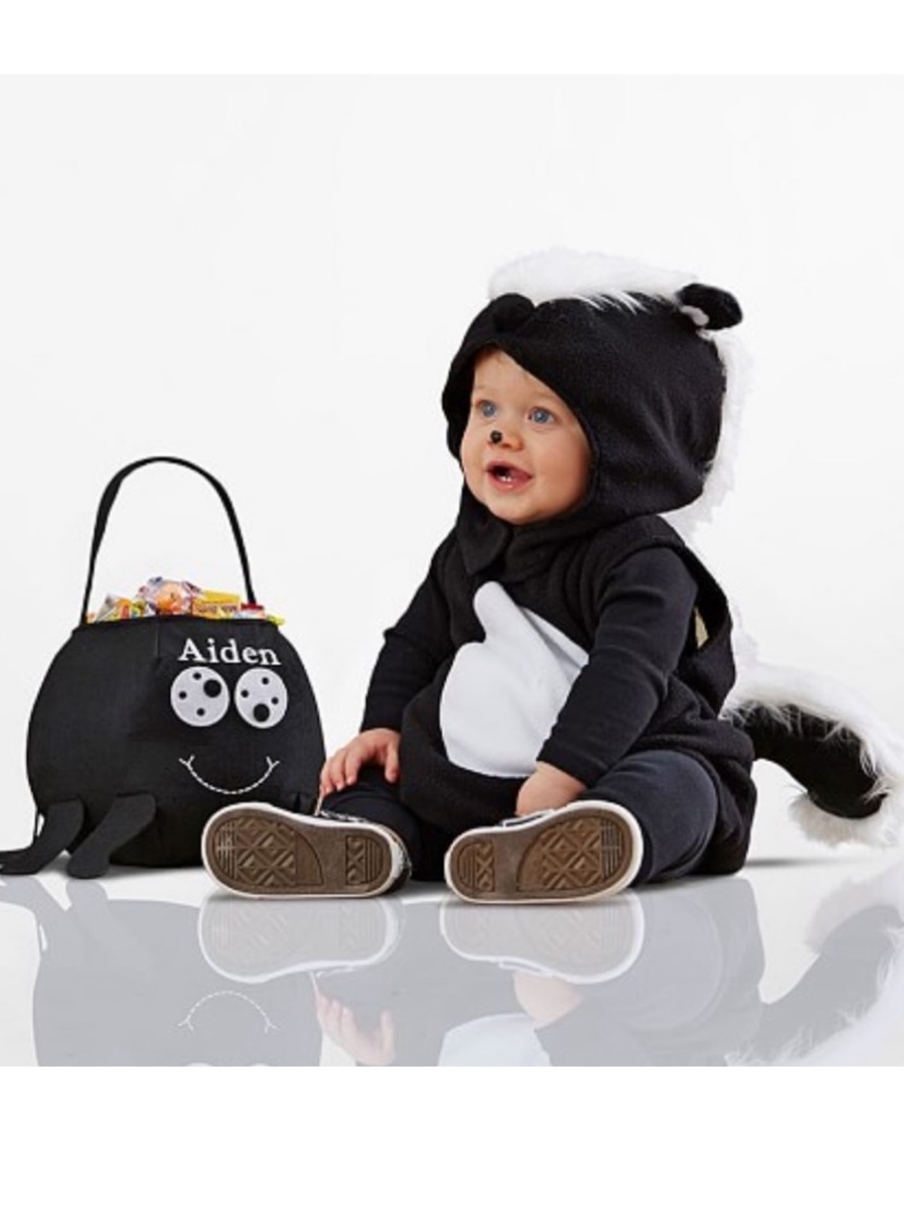 Pottery Barn Kids 6-12 mo Baby Skunk Halloween Costume